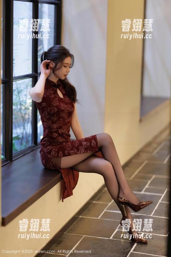 秀人网-容容容Alice 秀人网 - 天使降临,容容容Alice的写真资源大放送!