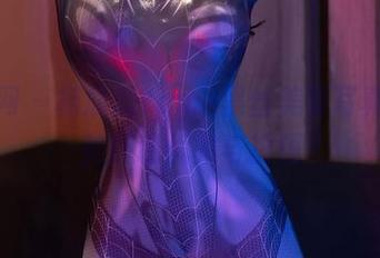 秀人网 - 杨晨晨Yome黑丝美臀写真，完美展现优雅与挑逗