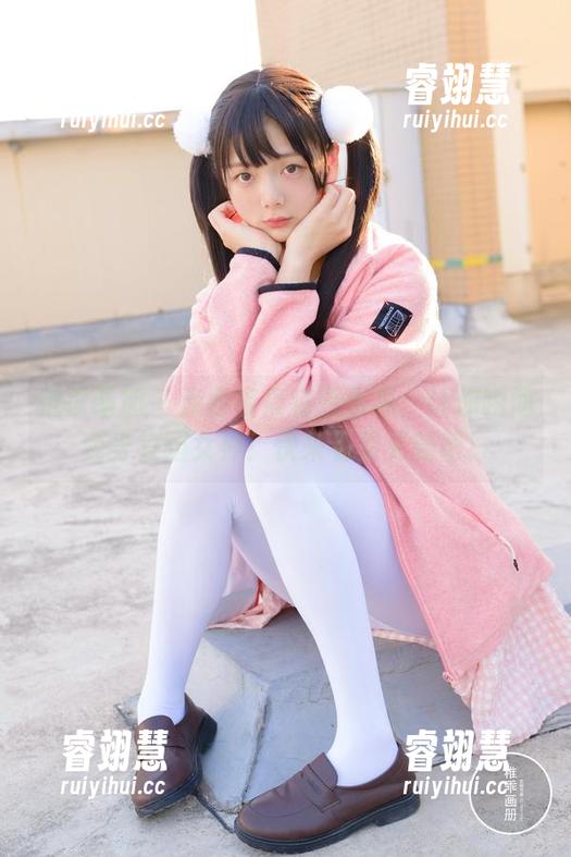 稚乖画册-赤西夜夜 稚乖画册 - 赤西夜夜制服合集:让你瞬间变身校园女神!快来看看更新吧!