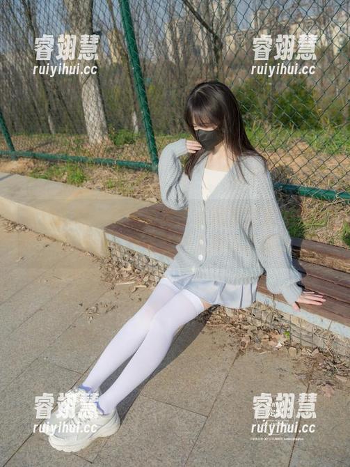 紧急企划 - 原图精选：小恩教室里，气氛这样好，简直能把人熬成学霸。