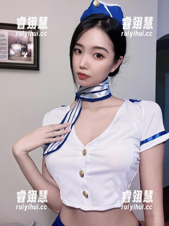 微密圈 - 免费图包，别错过！纪念小小v和她的肉丝脚丫，有种魔力的释放？