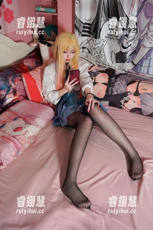 绞肉姬精选写真集：这天还有什么好错过的日常搞怪与优雅？真是颠覆我的期待。