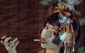 美图集中营：芊川一笑MNK的美足壁纸让人忍不住想戳一戳。