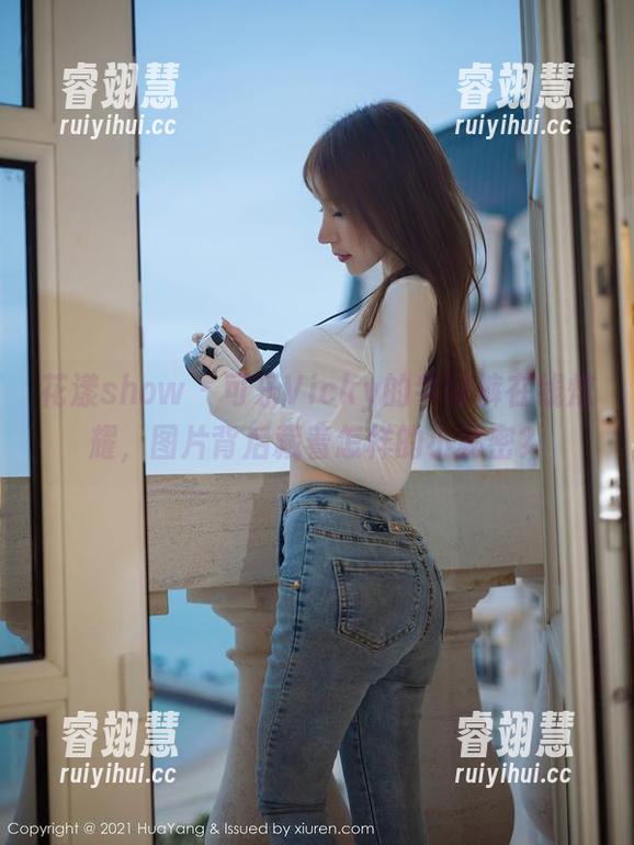 花漾show-可乐Vicky 花漾show - 可乐Vicky的牛仔裤在线炫耀,图片背后藏着怎样的小秘密?
