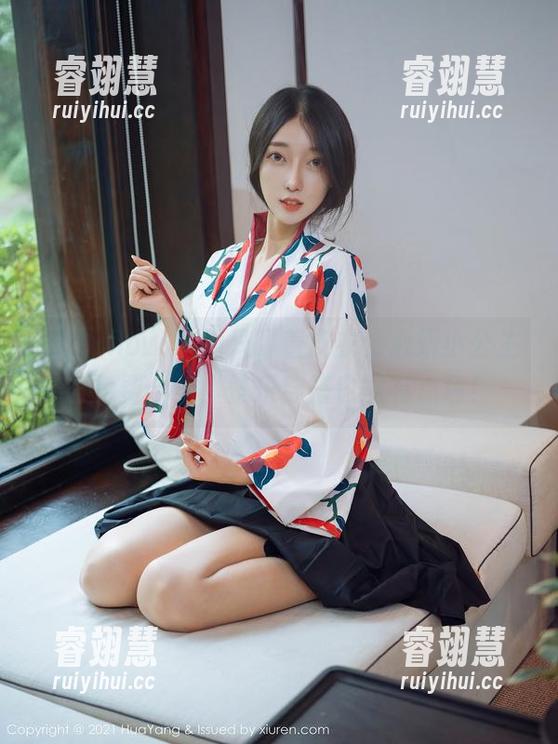 花漾show-心妍小公主 花漾show - 别只盯着皮衣,心妍小公主的免费合集,快乐穿搭也能有点色!