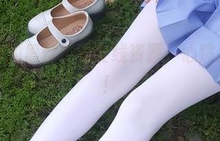 西尔酱的黑丝校服在线资源，心跳加速中！