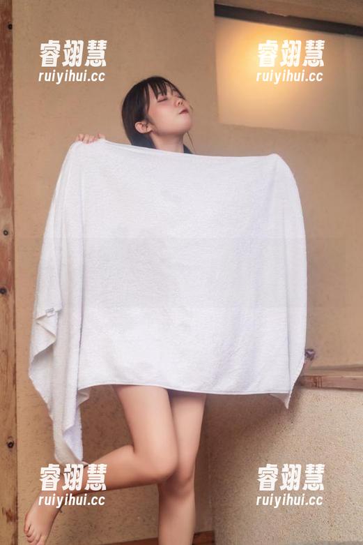 镜酱 清纯没什么好说的,镜酱的美图真的让人想低调地流汗…
