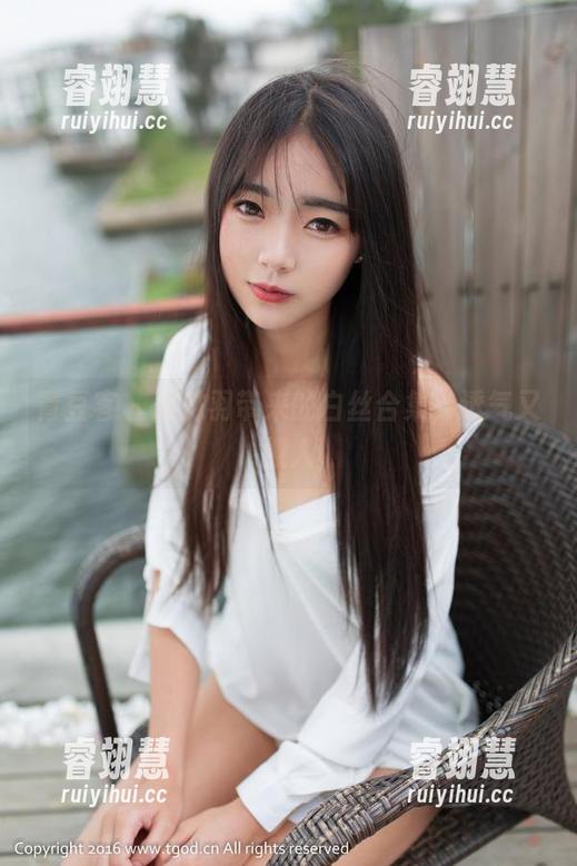 青豆客-战姝羽 青豆客 - 战姝羽带来的白丝合集,透气又撩人