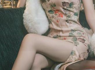 鹿八岁baby比基尼摄影集：下载前请先做好心里准备！