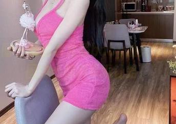 微密圈 - 精选黎允熙baby油亮写真，周围的光都得乖乖让路！
